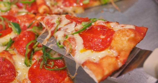 これぞ家族の味方！1,000円台で食べ放題ができる『シェーキーズ』で今夜はピザパーティーだ！