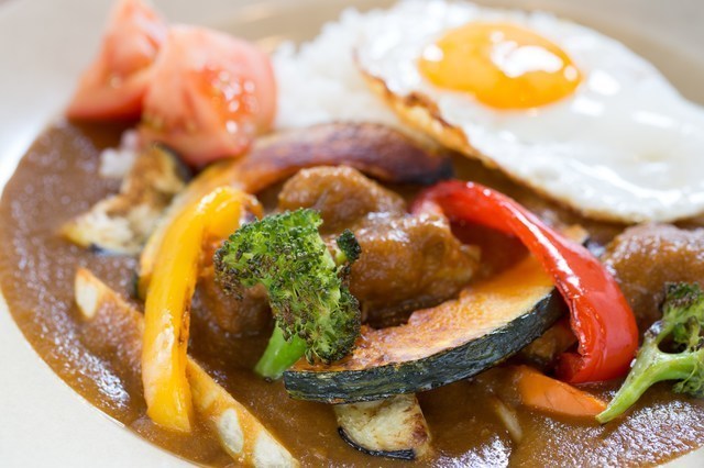 【関内】THE国民食！クラシックな「カレーライス」が食べられるお店5選！