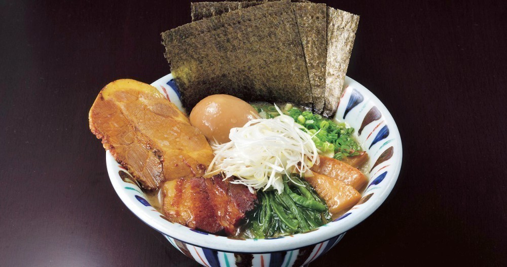 超濃厚豚骨スープは1キロの材料からたった3人前しか取れない贅沢