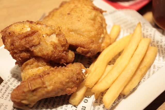 【8月末まで】今年もやるぞ！ケンタッキーが「オリジナルチキン食べ放題」実施！