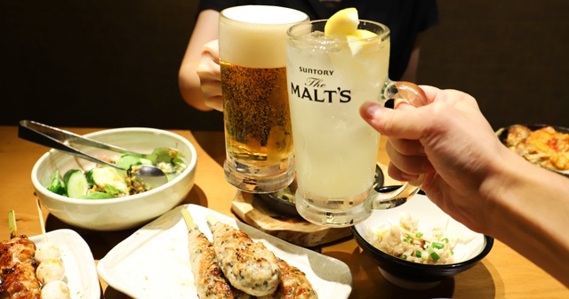 にんにく醤油ダレが絡むジューシーな焼き鳥が全品99円！安いのにウマい『てけてけ』で飲んで来た！