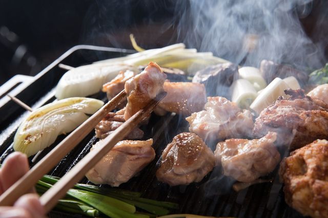 お酒が1杯2円?!中目黒の焼鳥『鶏ノ屋』が2周年を記念した太っ腹イベントを開催