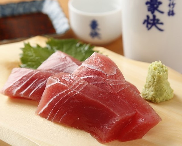 西葛西に「大衆焼き鳥とまぐろのおいしいお店 かんぱい家」が開業。