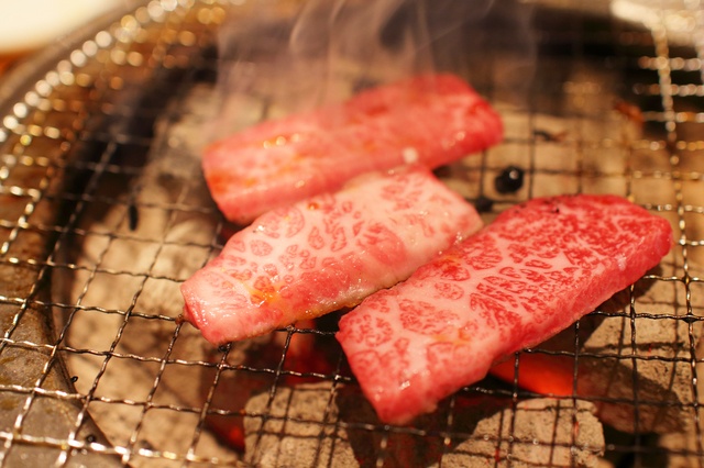 焼肉・ステーキ・焼き鳥！肉好き必見のウマい肉が集まる目黒のジャンル別肉料理店4選