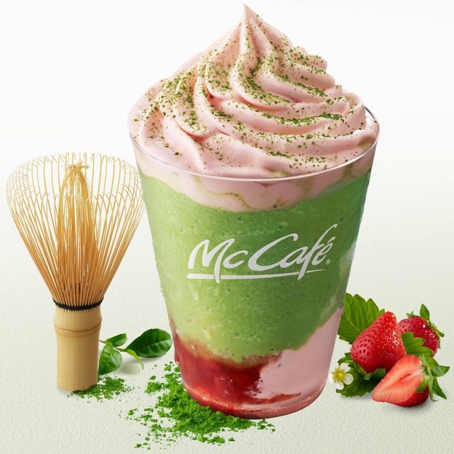 マックカフェの毎秋恒例「抹茶シリーズ」に新作「いちご抹茶フラッペ」限定登場