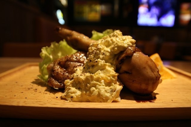 名物の華味鳥を武器!恵比寿に「39 Pepucheed」が開店。