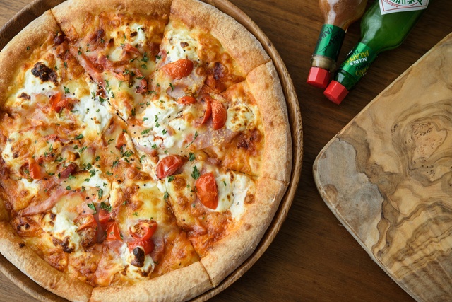 【吉祥寺】外はカリッ！中はモチ！本格的な窯焼きピザを頂けるお店4選！