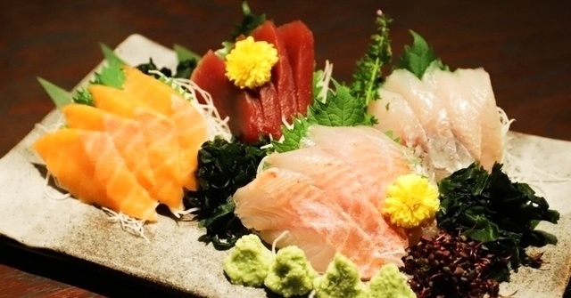 8人で予約すると1人分無料！全14店舗でお得な忘年会キャンペーンを開催