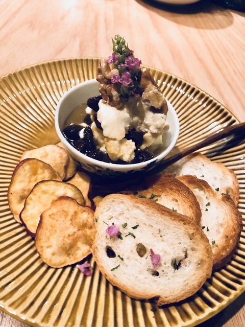 三軒茶屋に大繁盛店マルコグループ待望の3店舗目「コマル」が開業。