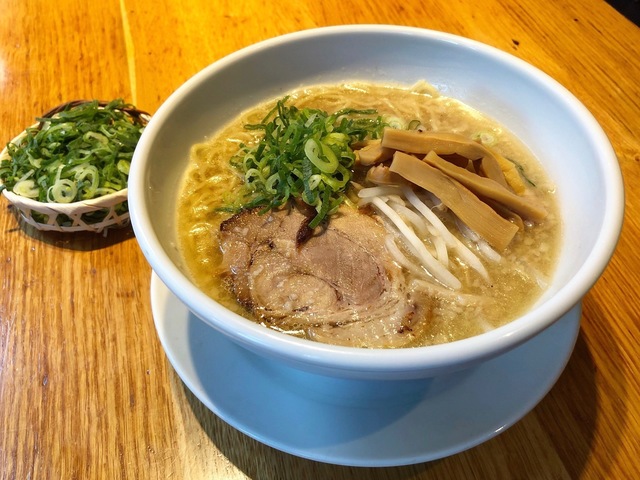 【1/31まで】全国の『よってこや』で、門外不出の「屋台味醤油ラーメン」が復刻中