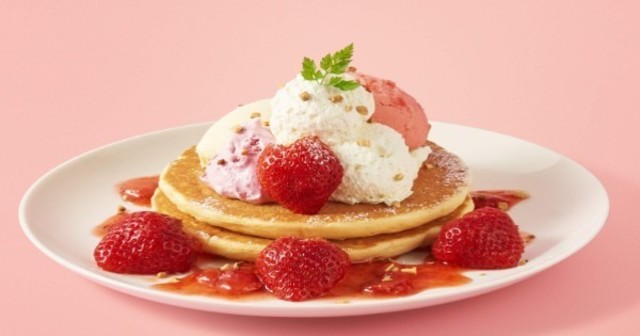 1/17から『ジョナサン』でいちごの王様“あまおう”を使った「恋するあまおう」フェア開催