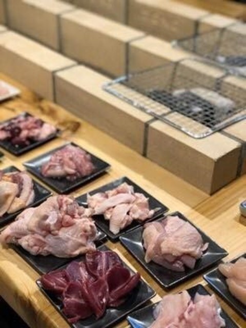 12月13日、鶏専門焼肉店「鶏ネバーランド 武蔵小山」がオープン。