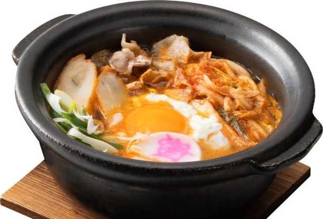 福岡うどんの人気店『資さんうどん』から冬の新商品「キムチ鍋うどん」が登場