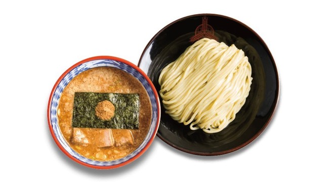 【4/10〜】三田製麺所にガッツリ系の「背脂つけ麺」が登場！人気メニューがレギュラー化