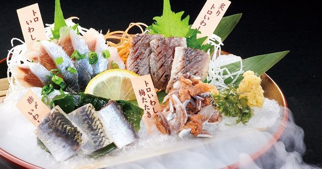 【土日限定】竜宮城並みの豪華さ!? 旨いわしの盛り合わせが『とんでん』に登場