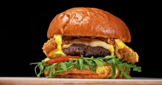 柏駅近くで食べたいハンバーガー8選！百名店常連の佐世保バーガーに精肉店直営も