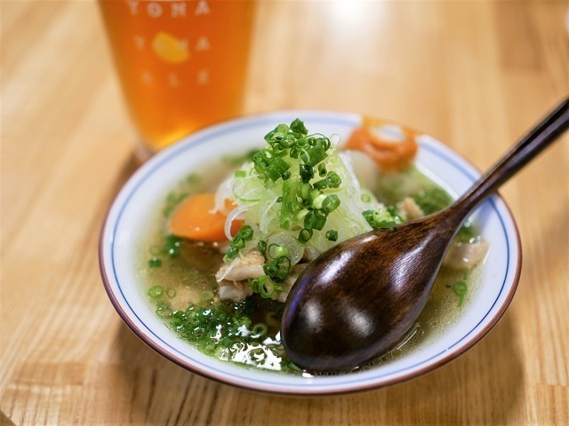 学芸大学に古典酒場へのリスペクトが詰まった「鳩乃湯」が開業。