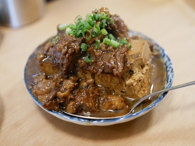 酒場激戦区の門前仲町に、ありそうでなかった新スタイルの大衆酒場『845』がオープン！