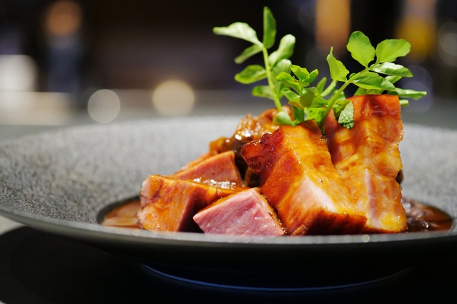 『29ON 表参道店』6月は過去最高クラスの肉肉メニュー！鹿児島の金賞受賞牛「さつま福永牛」と世界の肉料理を低温調理で再構築
