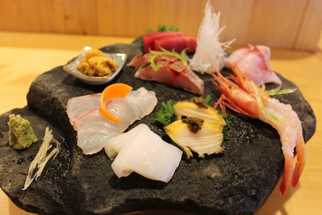 「魚真」で10年勤め独立。三軒茶屋に「魚と酒 めから鱗 」が開業