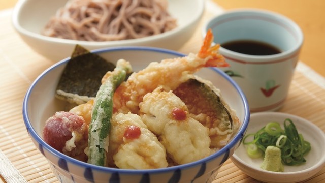 【期間限定】夏の味覚の王様「鱧」フェア開催!早い・安い・熱々の『天丼・天ぷら本舗さん天』