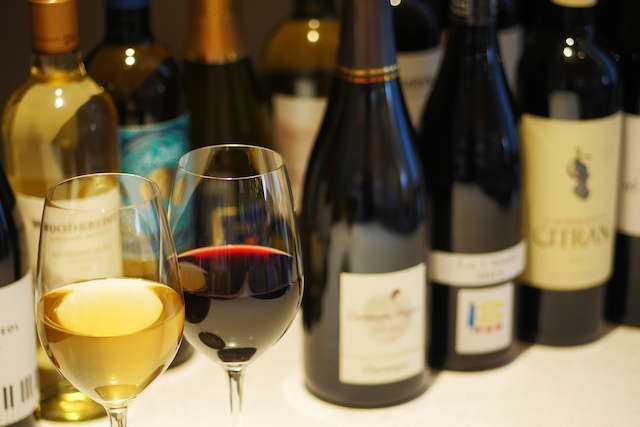 【7/6(土)】1周年記念！100種ワイン飲み比べ放題にビュッフェ13品がついて6,000円の還元祭開催