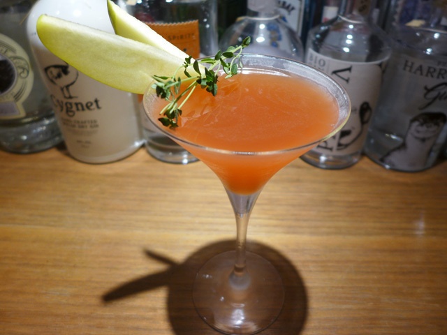 高田馬場に進化系バー「Bar hisaka」がオープン。