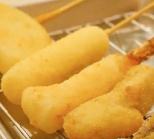 寿司一貫50円、串かつ一本100円〜!大阪が誇る安くてうまい大衆居酒屋『大阪 満マル』