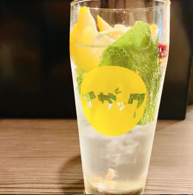 池尻大橋にレモンサワー専門店「イザック」が開業。