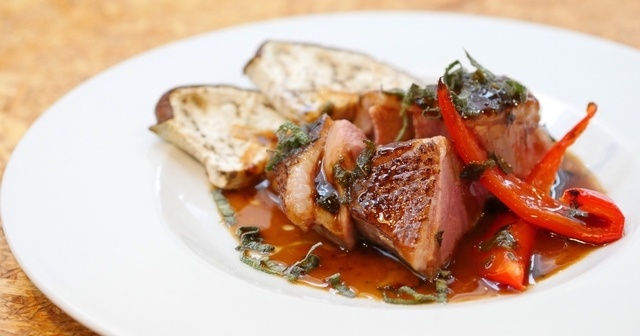 世界各国から厳選したスパイスで食欲の炎が燃え上がる!! “暑い”夏を“熱く”する『29ON本店』8月メニュー