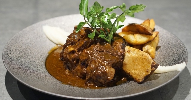 骨つきスペアリブにジンギスカン!! 常識を覆す夏の人気グルメへの挑戦『29ON表参道』8月メニュー