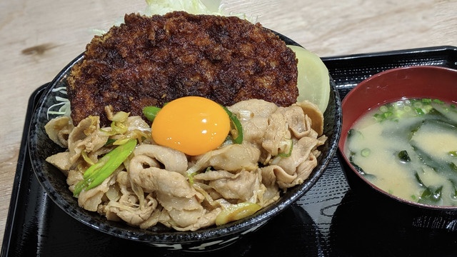 遂にとんかつ登場！「すた丼」史上初、禁断の合盛りすた丼が7/29より限定発売！