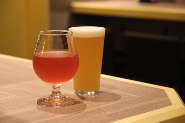 六本木に「クラフトビアバー　アントンビー 龍土町」がオープン。