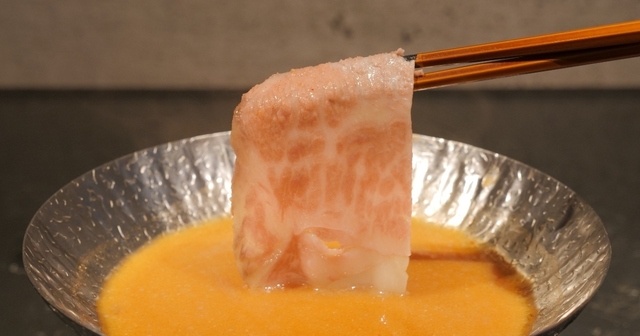 【池袋】とろ〜り卵のすき焼きと、旨辛い刺激の辛味噌！10月メインは2種類の出汁から選べる懐石鍋！『29ON』