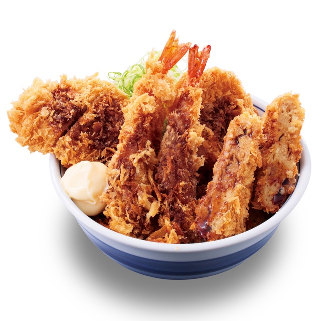 トンカツに海老フライ、メンチも！『かつや』の「全部のせカツ丼」が期間限定で発売中