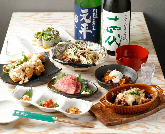 大井町に新風を吹き込む「日本酒バル 萬亮」がオープン。