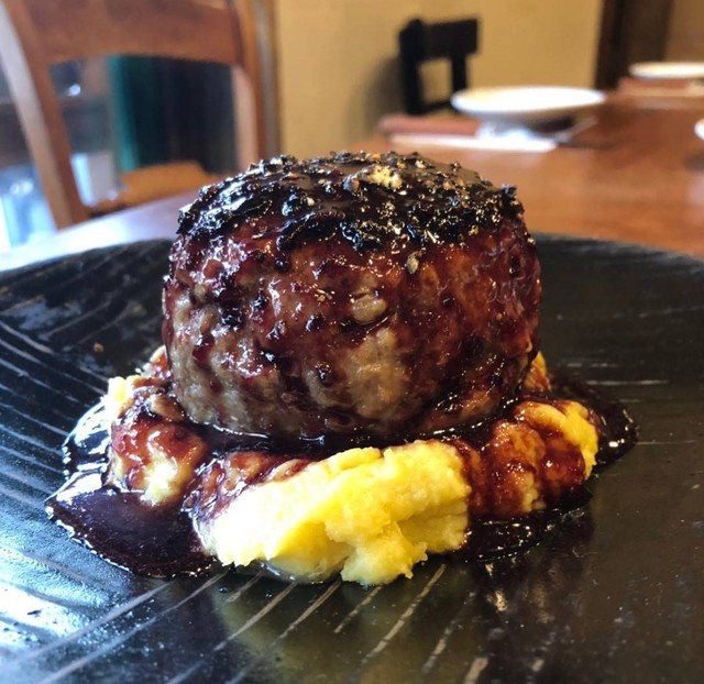 学芸大学に「大衆酒場 レインカラー」がオープン。