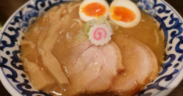 四条畷駅近くのラーメン店3選！伝説のこってりスープに鶏豚骨醤油の名店、安心のチェーン店も