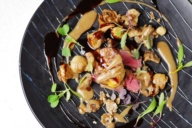 新名物「トマホークのコンフィ」は見逃せない！『29ON 銀座店』の11月コースをご紹介！