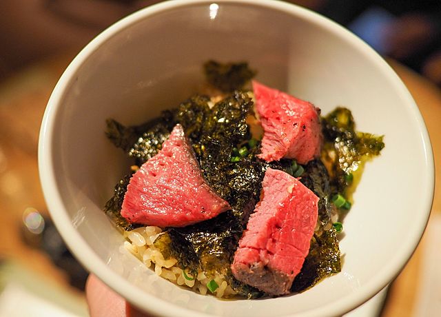 ゴロゴロ和牛をオンザライス！肉肉しい『29ON 本店』11月コース