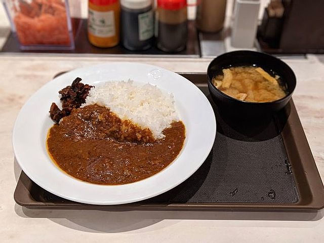 松屋のカレーが変わる！12月3日より「創業ビーフカレー」にリニューアル！