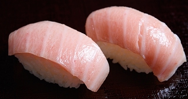 【12/4〜】スシローで「100円まつり」開催！大とろ、ウニ、旬のブリが1皿100円！