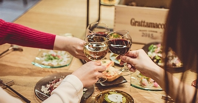 【札幌駅徒歩1分】待ち合わせや0次会に便利なバルエリアが誕生『Source72』