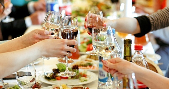 【12/24】はどんなカップルも会計2割増！更に10年間の割増分を非リアに還元『ニコバー』