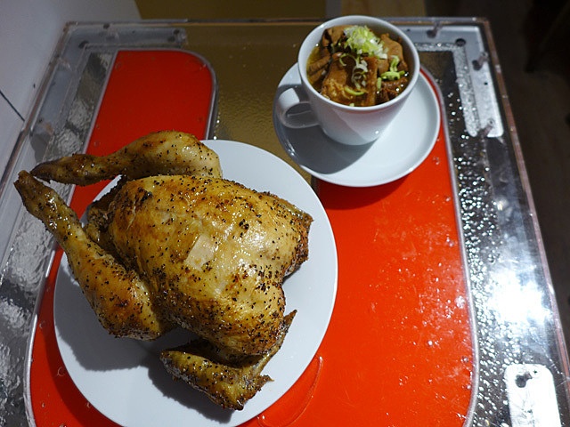 「ヤキトリてっちゃん Talking GORILLA」が開業。