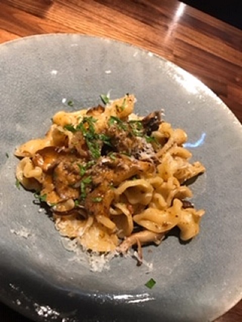 中目黒に自由形バル「1n58（イヌゴヤ）」がオープン。