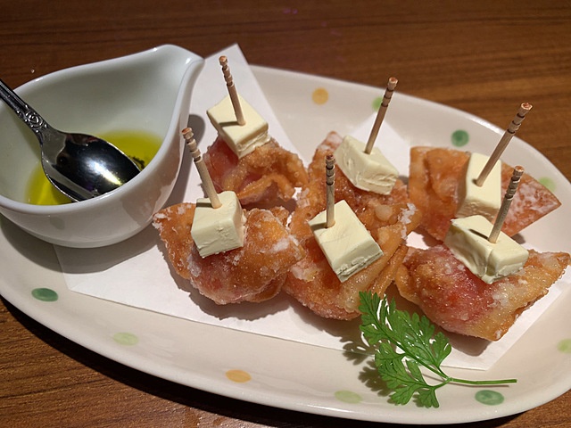 【新宿】餃子なのにヘルシー？そんな都合のいい話ある？！噂のソイミート餃子を試してきた！