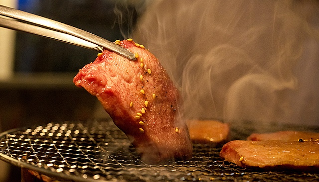 ※閉店※【高円寺】深夜の一人焼肉もOK！和牛オリンピック優勝の肉を食べるなら『三四郎』