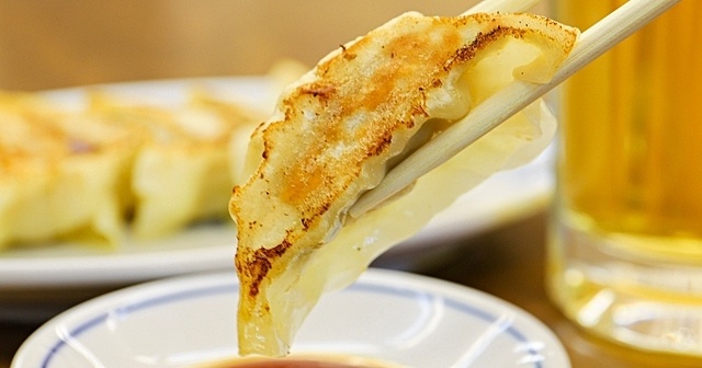 月500円で餃子が毎日3皿タダ!調理師が『福しん』献立を本気で考えてみた!