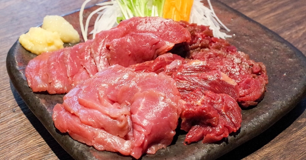 十条「馬ござる」のコスパは本物か？馬刺し190円の衝撃と予約必須の隠れ家を徹底検証